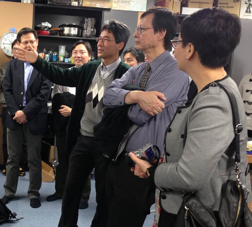 Lab Tour (Yuichi Nakamura Laboratory)